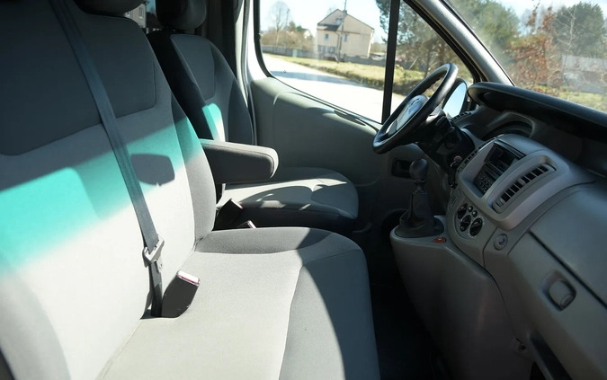 Renault Trafic cena 50500 przebieg: 224000, rok produkcji 2010 z Włodawa małe 631
